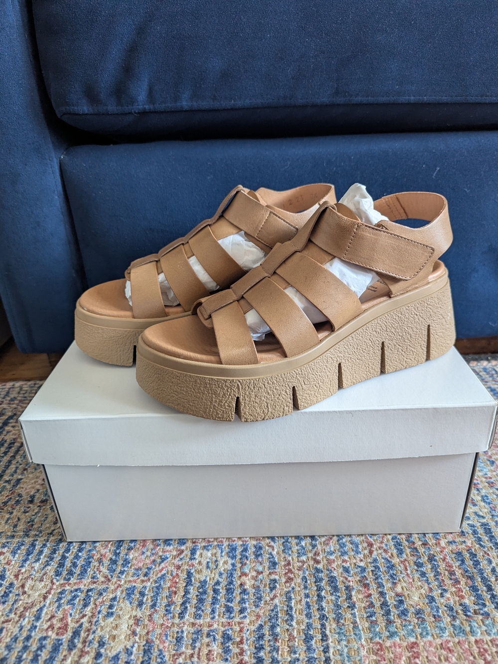 Cougar Antony Platform Sandal Brown US 7.5 NWT